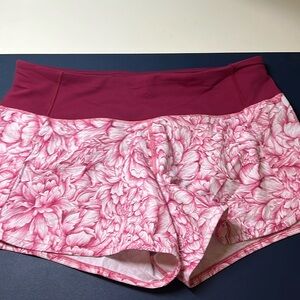 Lululemon speed up shorts in very good used condition